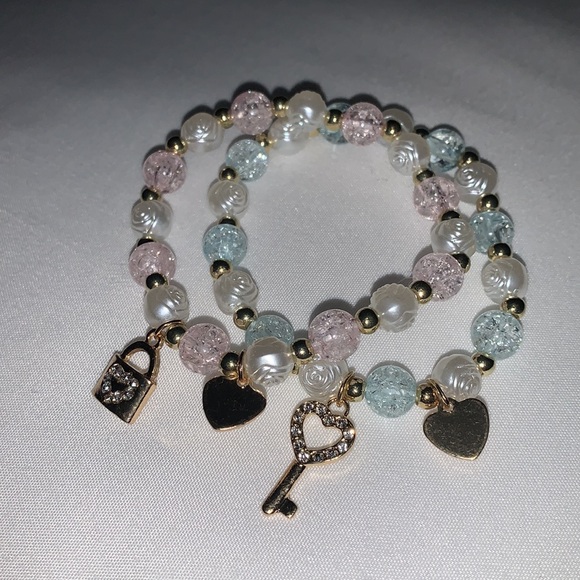 ๐๐ Beaded Heart Lock & Key Bracelet Set - Picture 1 of 9